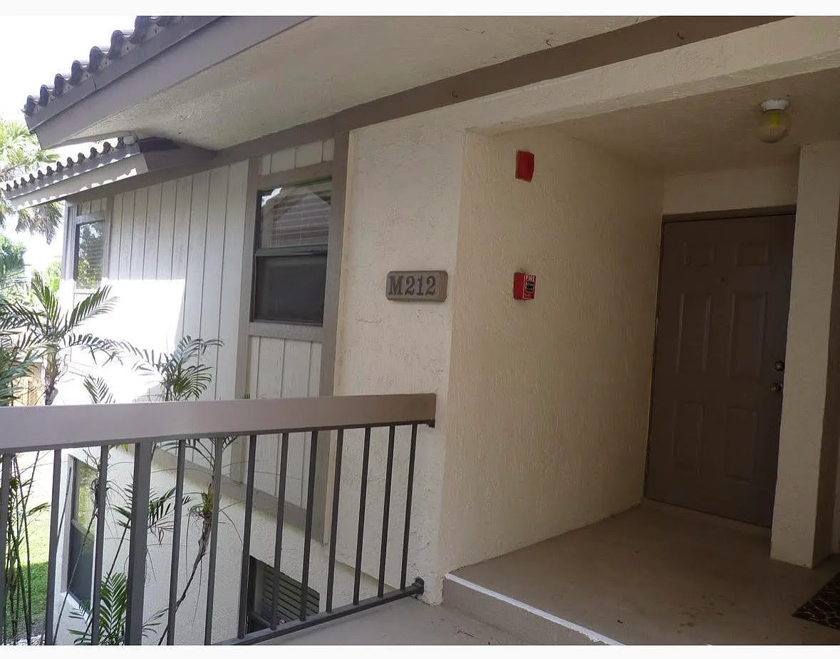 Building Photo - 3130 Millwood Ter #2120