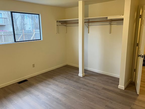 4th image of 220-222 N 21st St