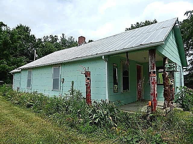 1st image of 399 Hamby Ln
