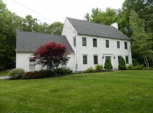 80 Robinson Rd, Bow, NH 03304