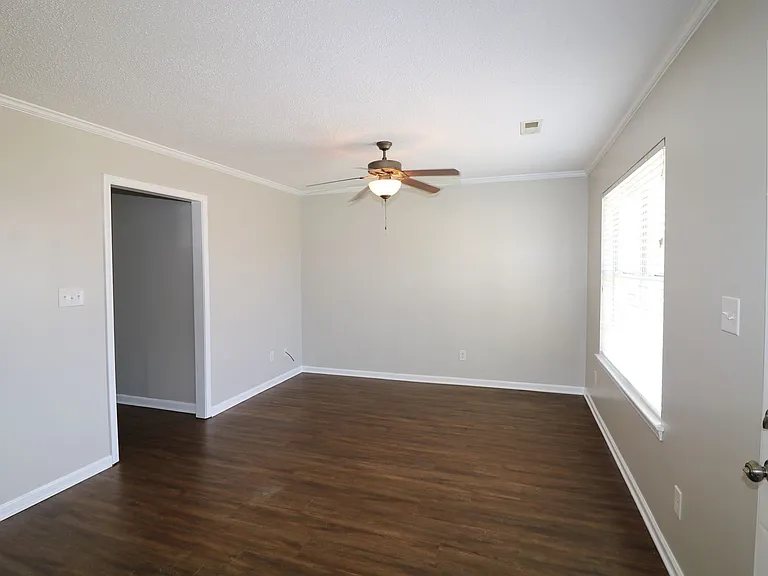 11A Shaley St — Photo 3