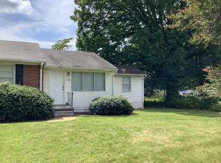 69 Russell Woods Dr #B, Lynchburg, VA 24502