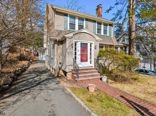 43 Ridgeview Ave, West Orange, NJ 07052