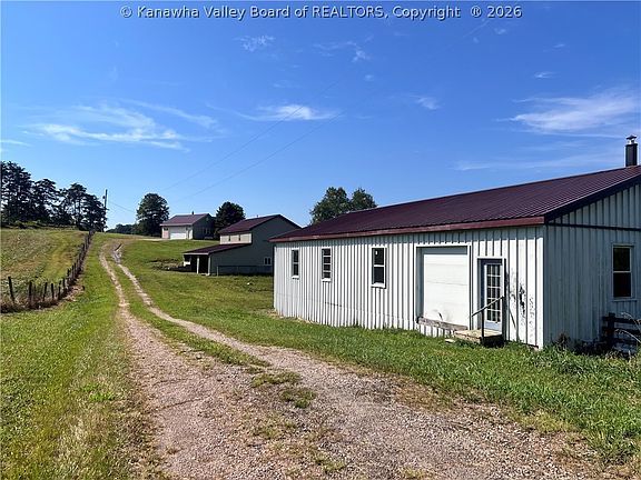 3rd image of 5860 Union Campground Rd