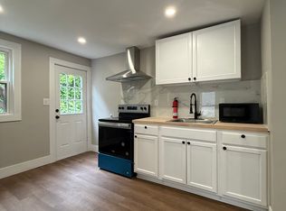 23 Benson St APT 2, Albany, NY 12206