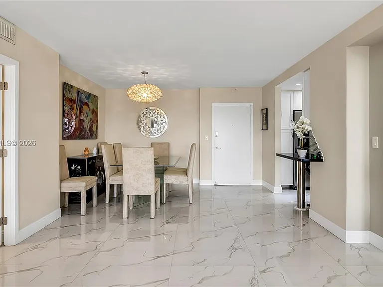 3140 S Ocean Dr #241-2411 — Photo 9