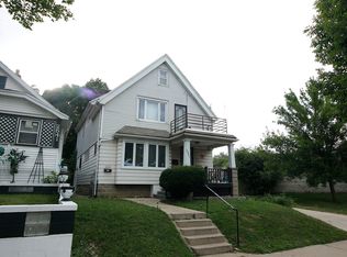 2547 N 56th St, Milwaukee, WI 53210