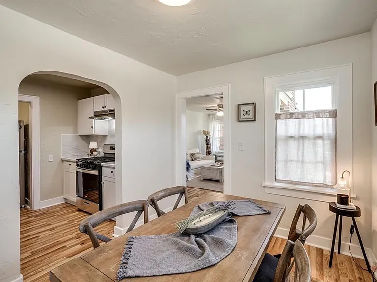 834 NW Eubanks St — Photo 5