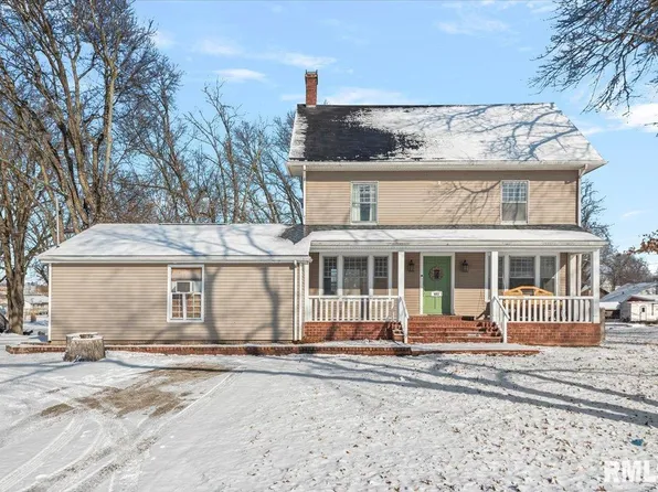 403 E Park St, Taylorville, IL 62568