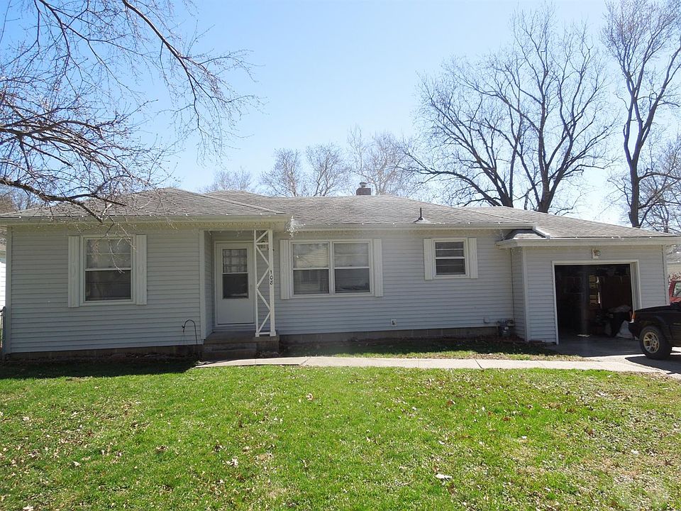 1st image of 108 W Pioneer Ave