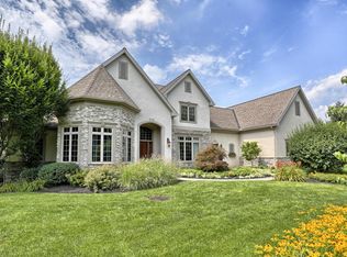 363 Millpond Dr, Lititz, PA 17543