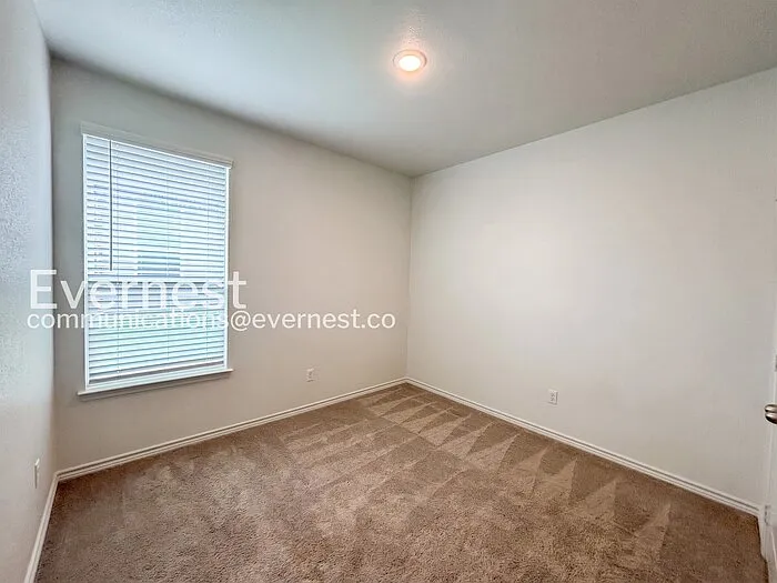 605 Old Glory Rd — Photo 11