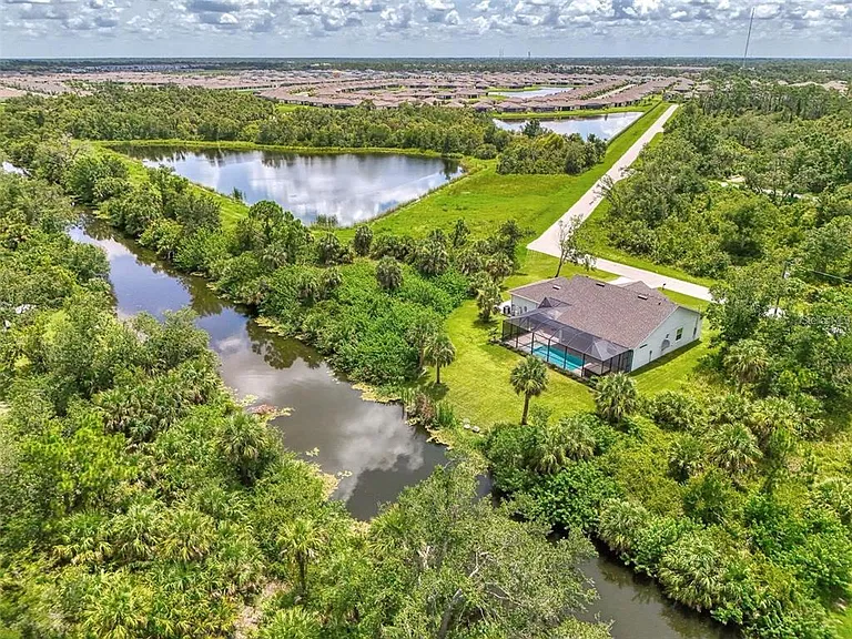 2129 Lorraine Dr — Photo 46