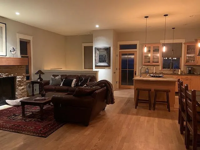 Spacious Living/great room