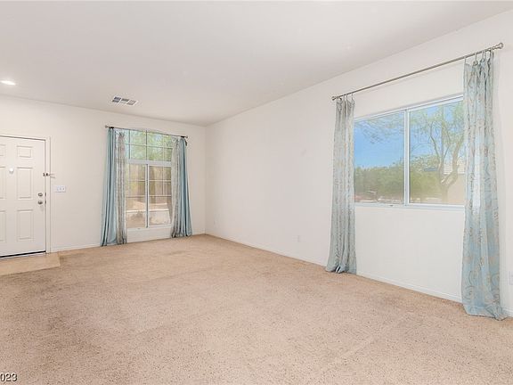 5th image of 5333 Mountain Garland Ln