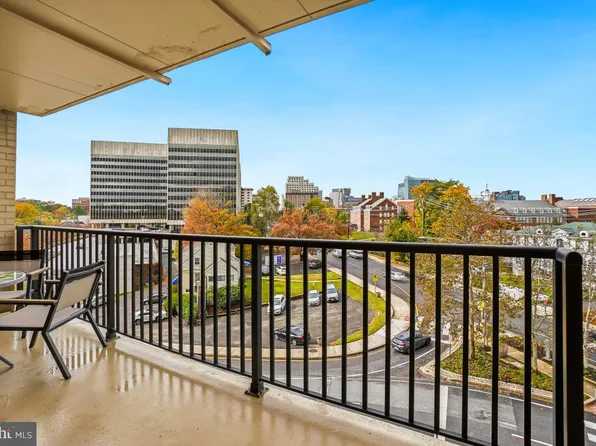 4242 E West Hwy Unit 514, Bethesda, MD 20814