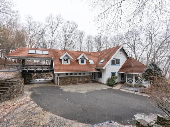 38 Luta Heights, Sharon, CT 06069