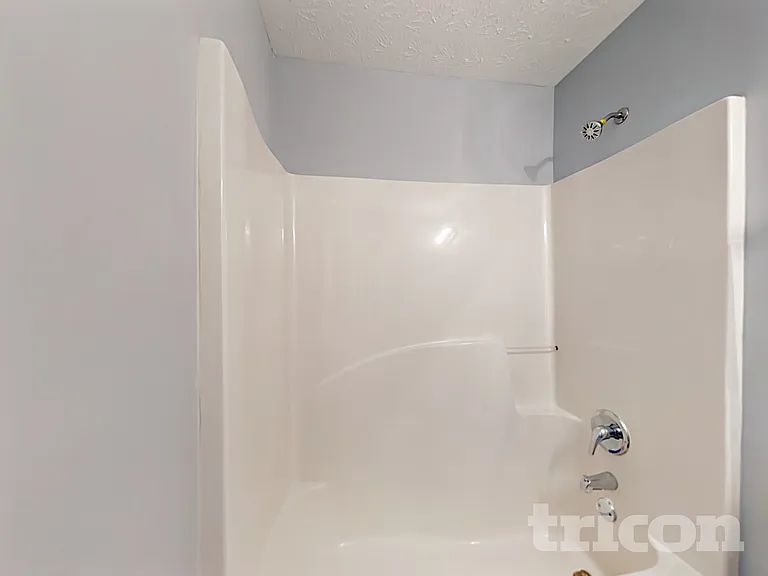 184 Kings Crossing Ct — Photo 14