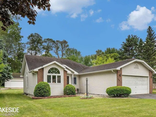 144 Ball St, Ortonville, MI 48462