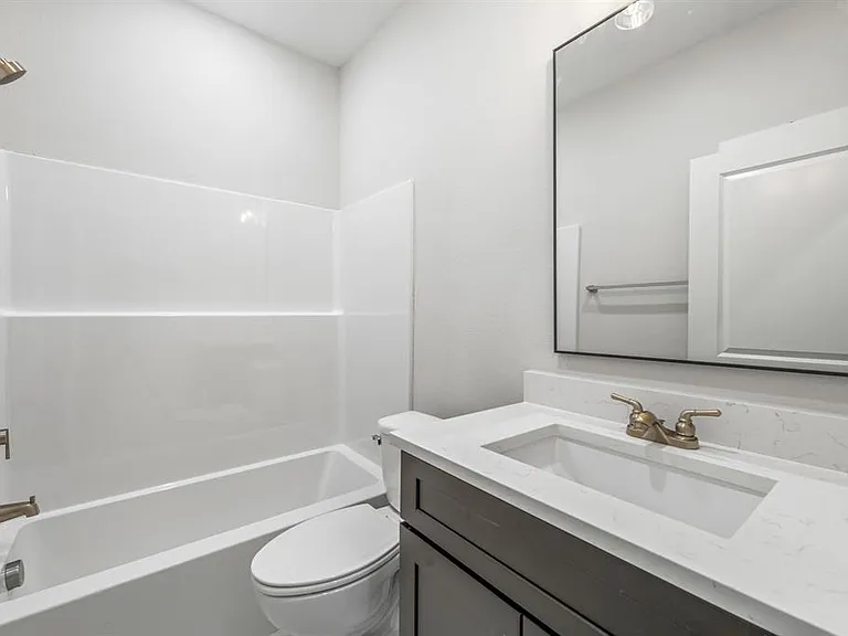 532 Galt Dr — Photo 16