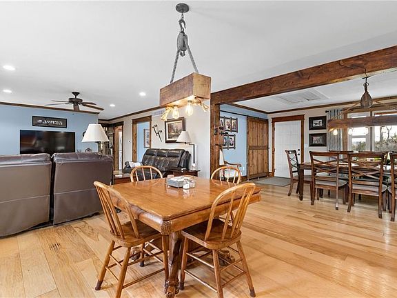 5th image of 32600 W 359th St
