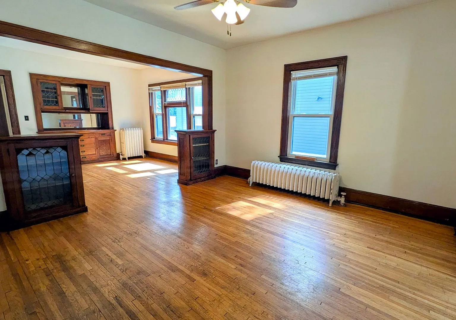 **2 Bedroom Apartment in Prospect Park** — Photo 3