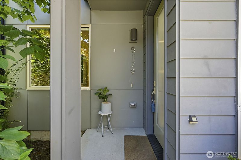 2nd image of 5179 42nd Avenue S