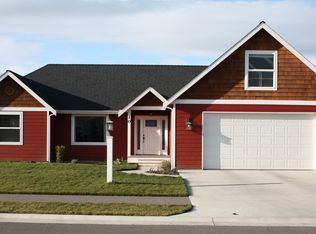 10 Nesting Pl, Sequim, WA 98382