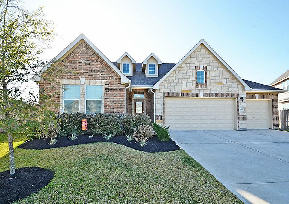 4 bedrooms with 3 down, 3 bathrooms and 3 car garage.... less than 2 years old...