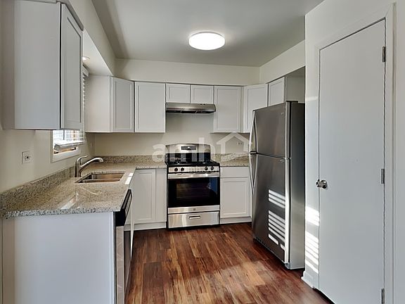 3rd image of 2512 La Brecque Dr