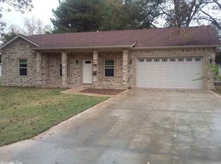 324 E 5th St, Lonoke, AR 72086