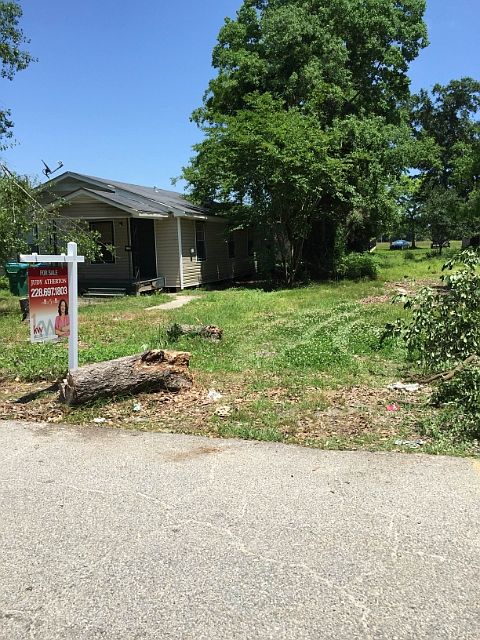 2nd image of 1230 37th Ave
