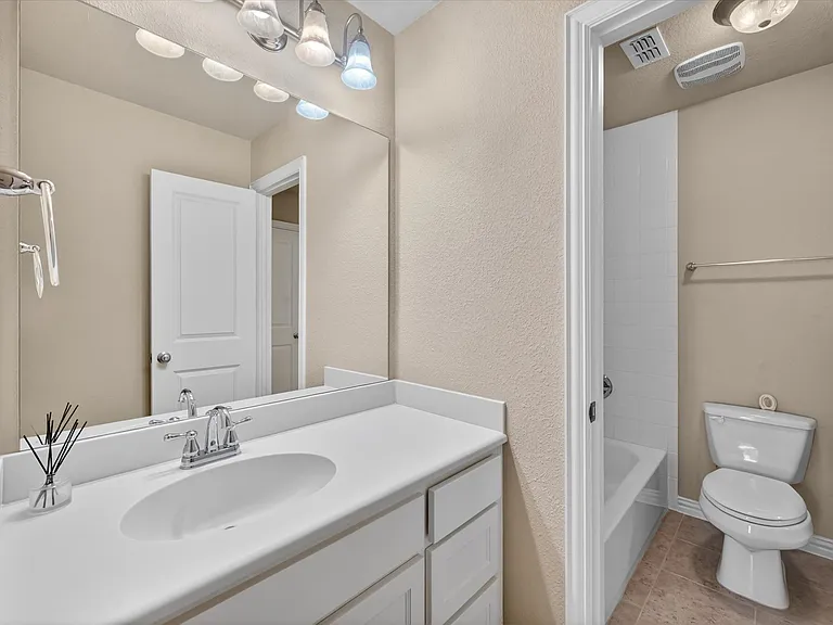 10075 Stancil Ln — Photo 11