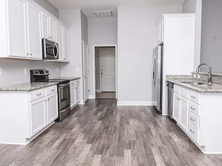 5567 Galaxy Dr — Photo 12