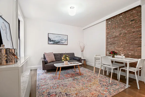 Sold by Compass | media 2