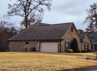 77 Saddle Tree Dr, Humboldt, TN 38343