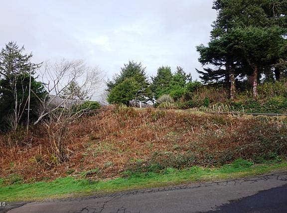 3rd image of 2 Huckleberry Ln