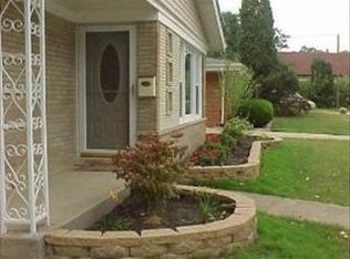 39 N Riverside Dr, South Holland, IL
