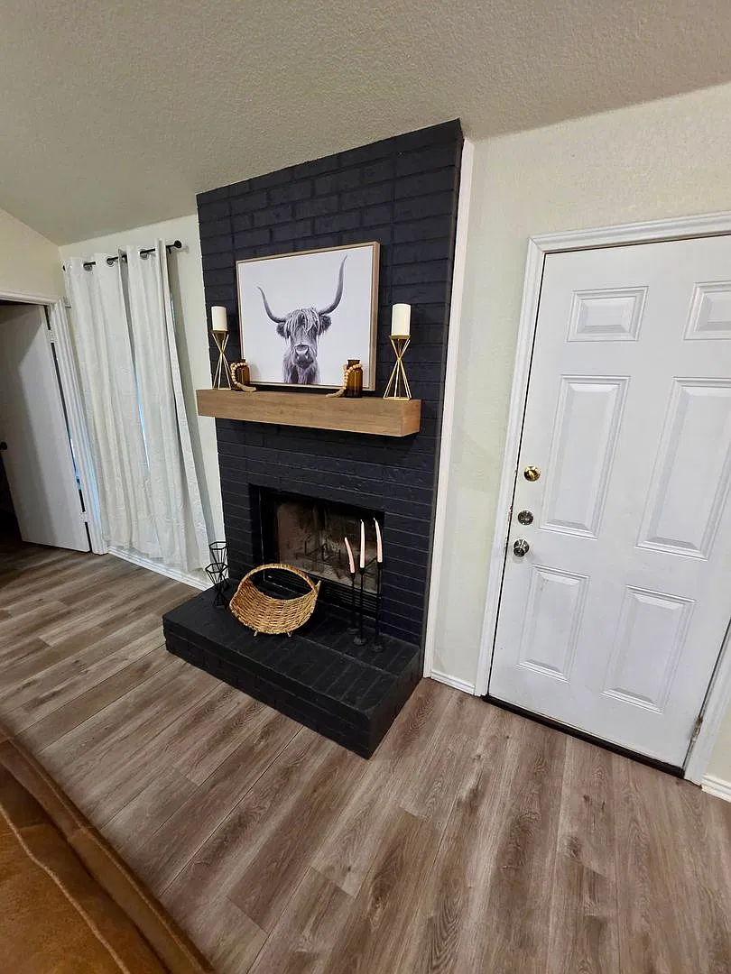 Fully Furnished & Move-In Ready — Photo 4