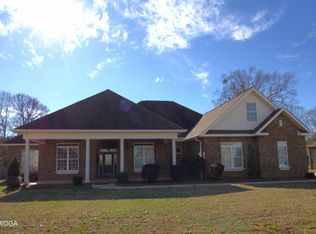 345 Rowland Cir, Byron, GA 31008