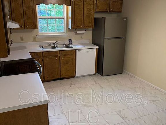 5th image of 58 Charterhouse Ave