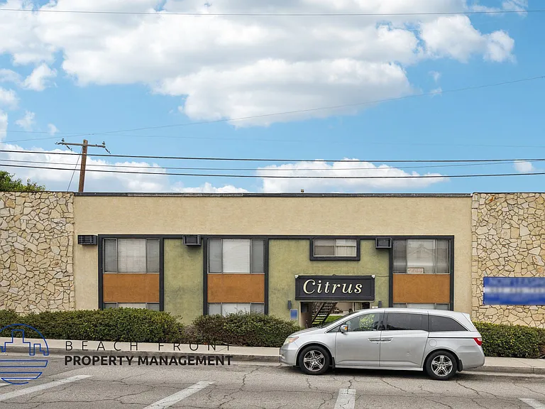 850 N Citrus St. — Photo 26