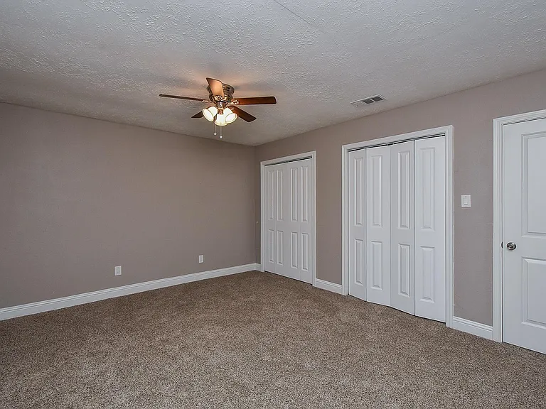 8502 Snowbank Dr — Photo 8