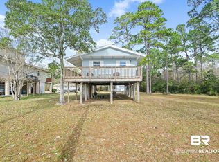 7947 Bayshore Dr, Elberta, AL 36530