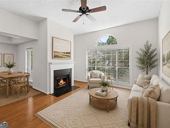 2nd image of 1250 Parkwood Cir SE Unit 2302