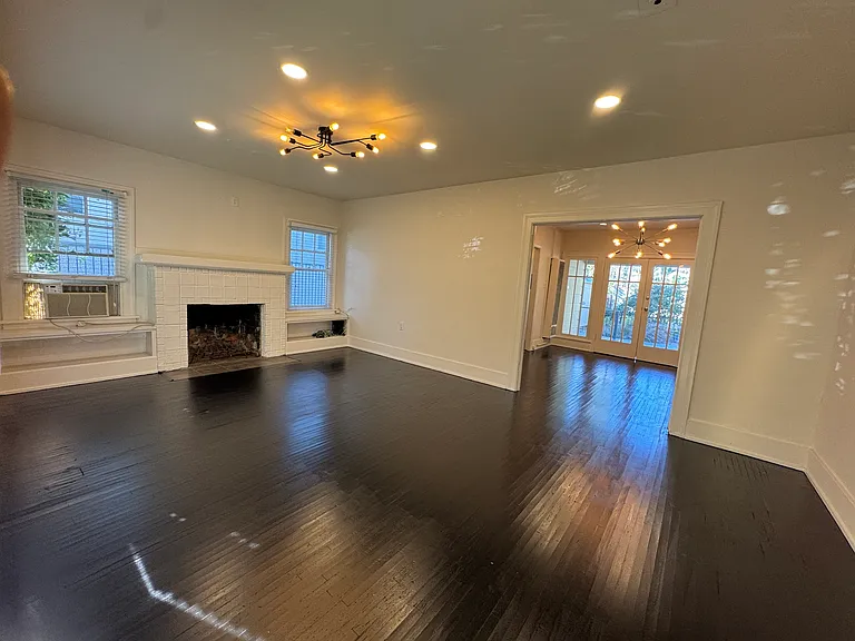 849 N West Knoll Dr — Photo 14