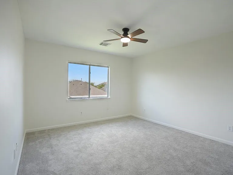 4419 Crossvine Ave — Photo 28