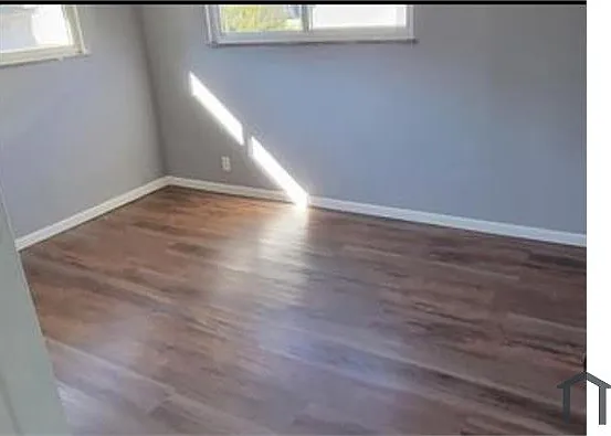 1122 Haley Ave — Photo 5