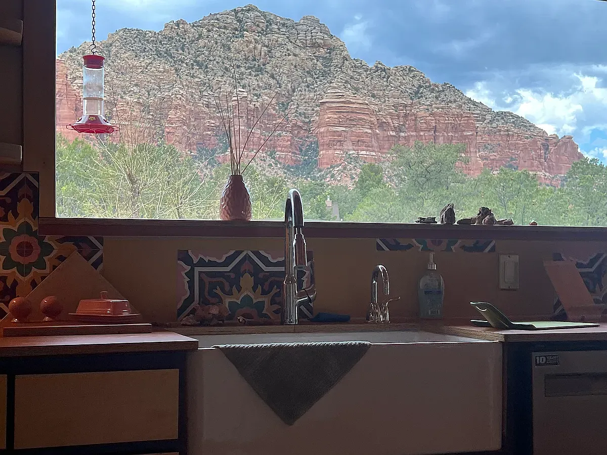 Kitchen with stunning red rock views through picture window - 95 Spotted Fawn Ct
