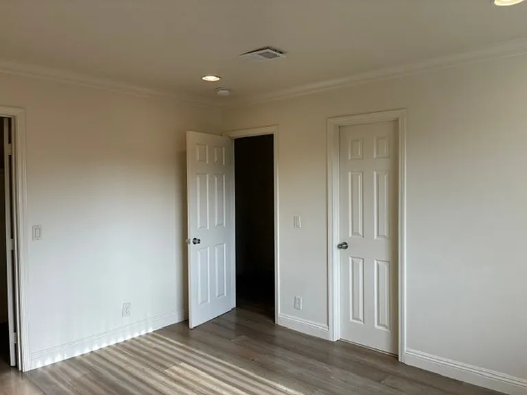 276 Avocado St — Photo 9